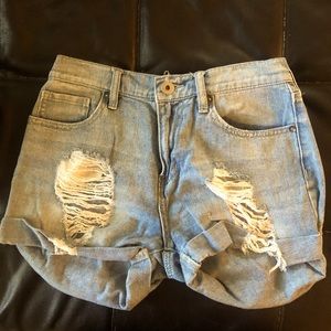 Bullhead Boyfriend Shorts
